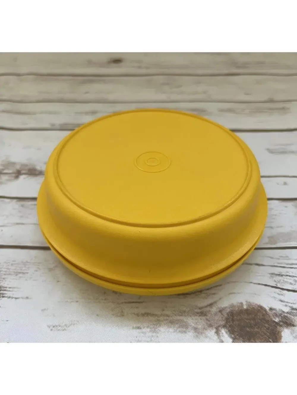 Tupperware VTG Yellow Seal and Serve Round Storage Container with Lid